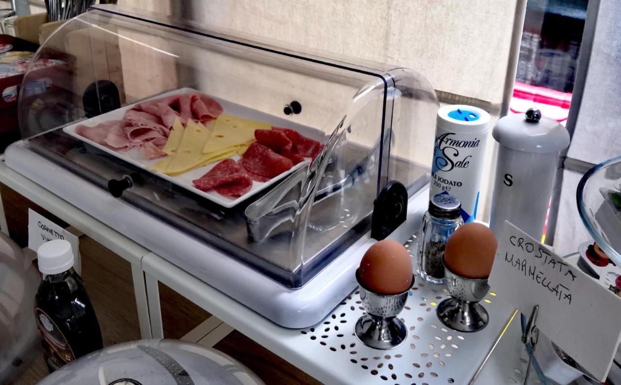 ריצ'יונה Hotel Iride Suite & Breakfast- Ideale Per Famiglie E Coppie מראה חיצוני תמונה