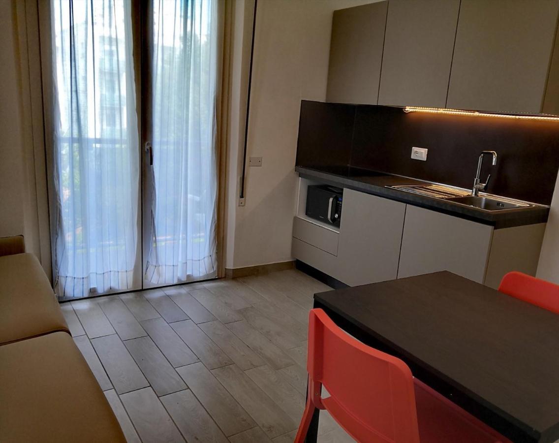 ריצ'יונה Hotel Iride Suite & Breakfast- Ideale Per Famiglie E Coppie מראה חיצוני תמונה