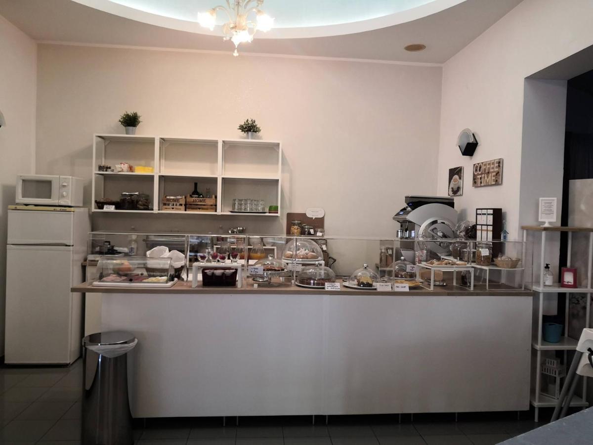 ריצ'יונה Hotel Iride Suite & Breakfast- Ideale Per Famiglie E Coppie מראה חיצוני תמונה
