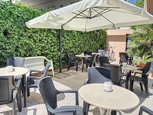 ריצ'יונה Hotel Iride Suite & Breakfast- Ideale Per Famiglie E Coppie מראה חיצוני תמונה
