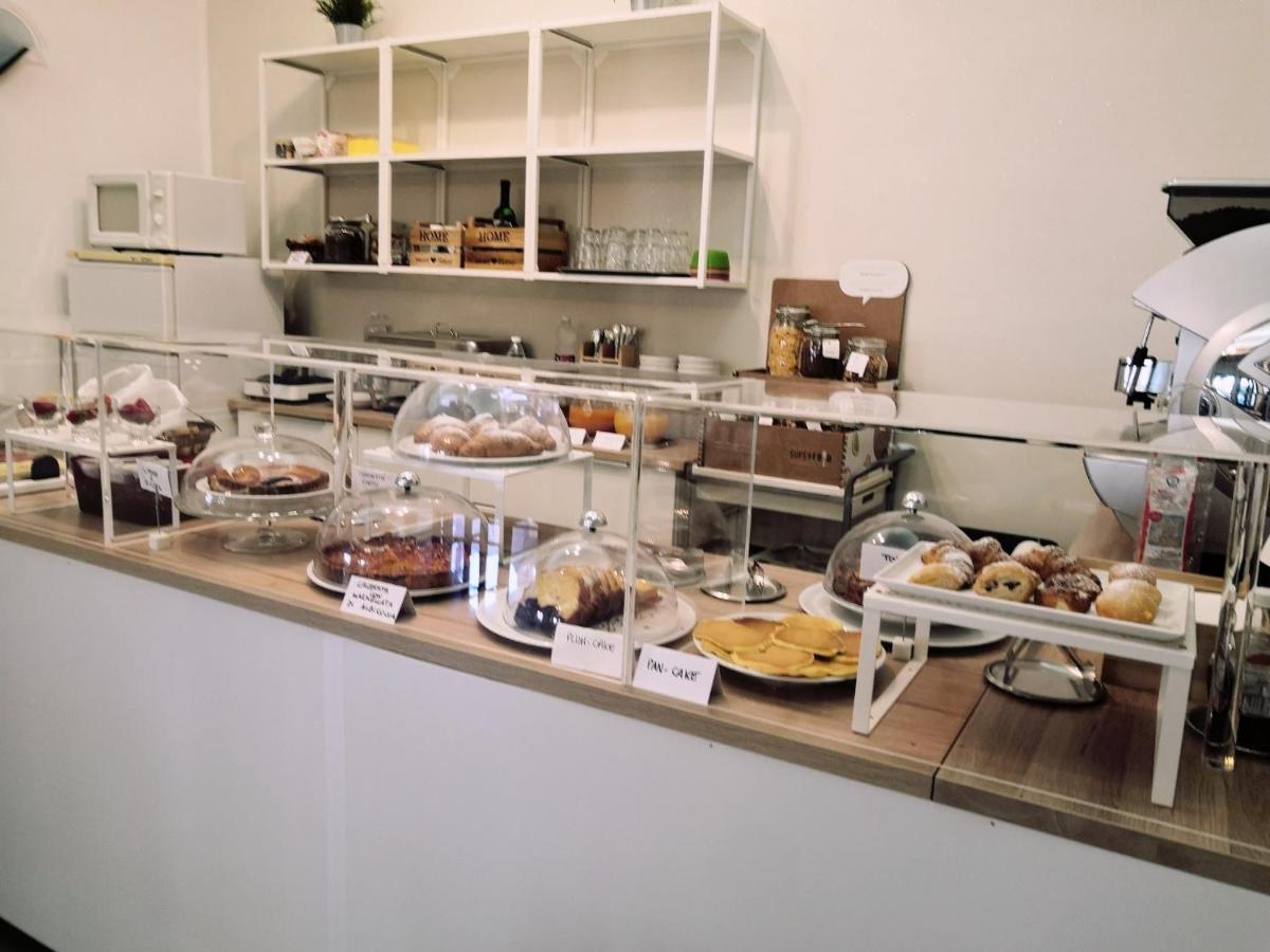 ריצ'יונה Hotel Iride Suite & Breakfast- Ideale Per Famiglie E Coppie מראה חיצוני תמונה