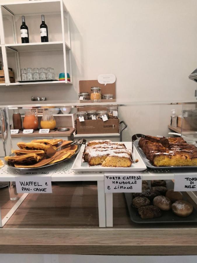 ריצ'יונה Hotel Iride Suite & Breakfast- Ideale Per Famiglie E Coppie מראה חיצוני תמונה