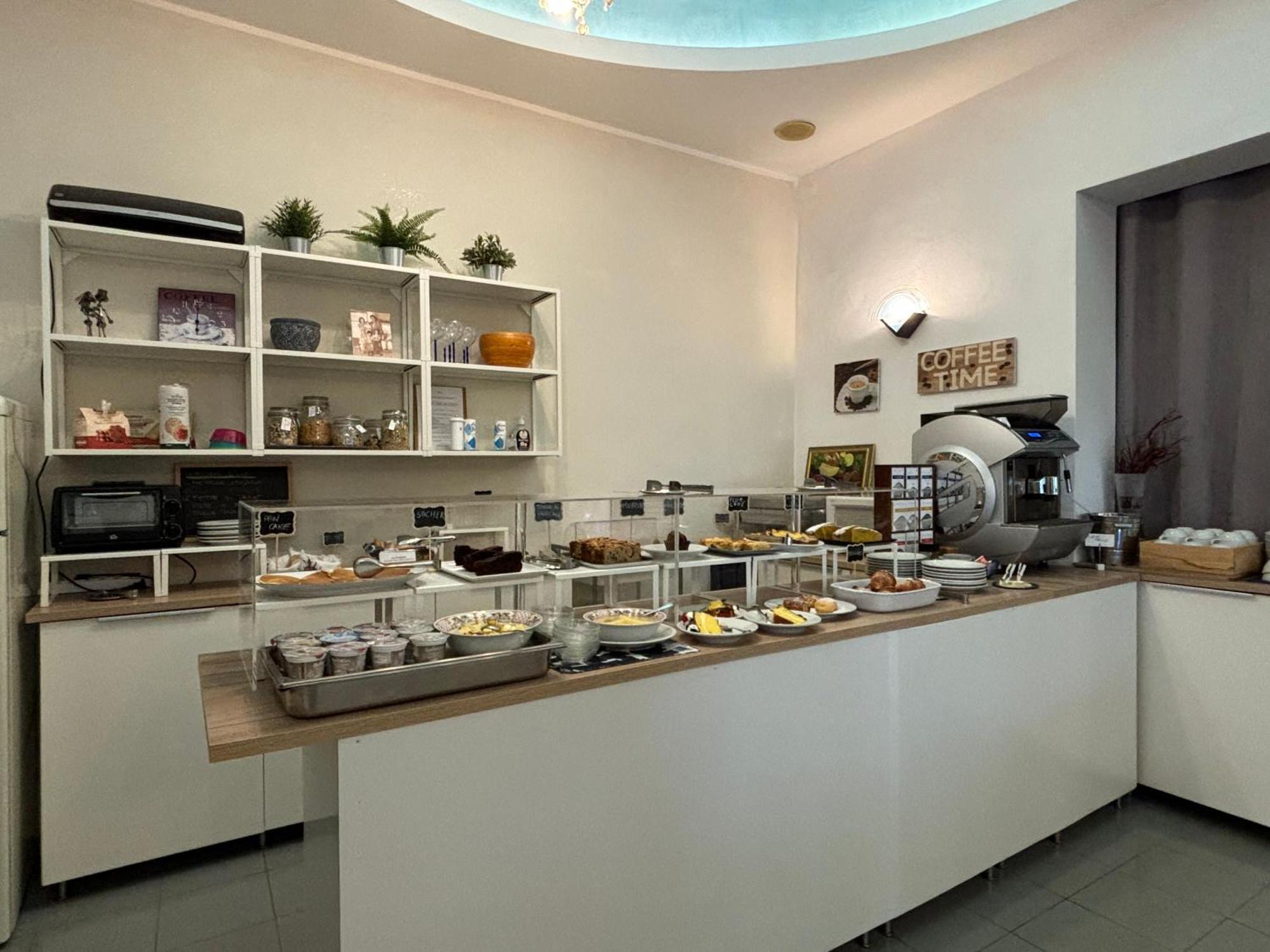 ריצ'יונה Hotel Iride Suite & Breakfast- Ideale Per Famiglie E Coppie מראה חיצוני תמונה