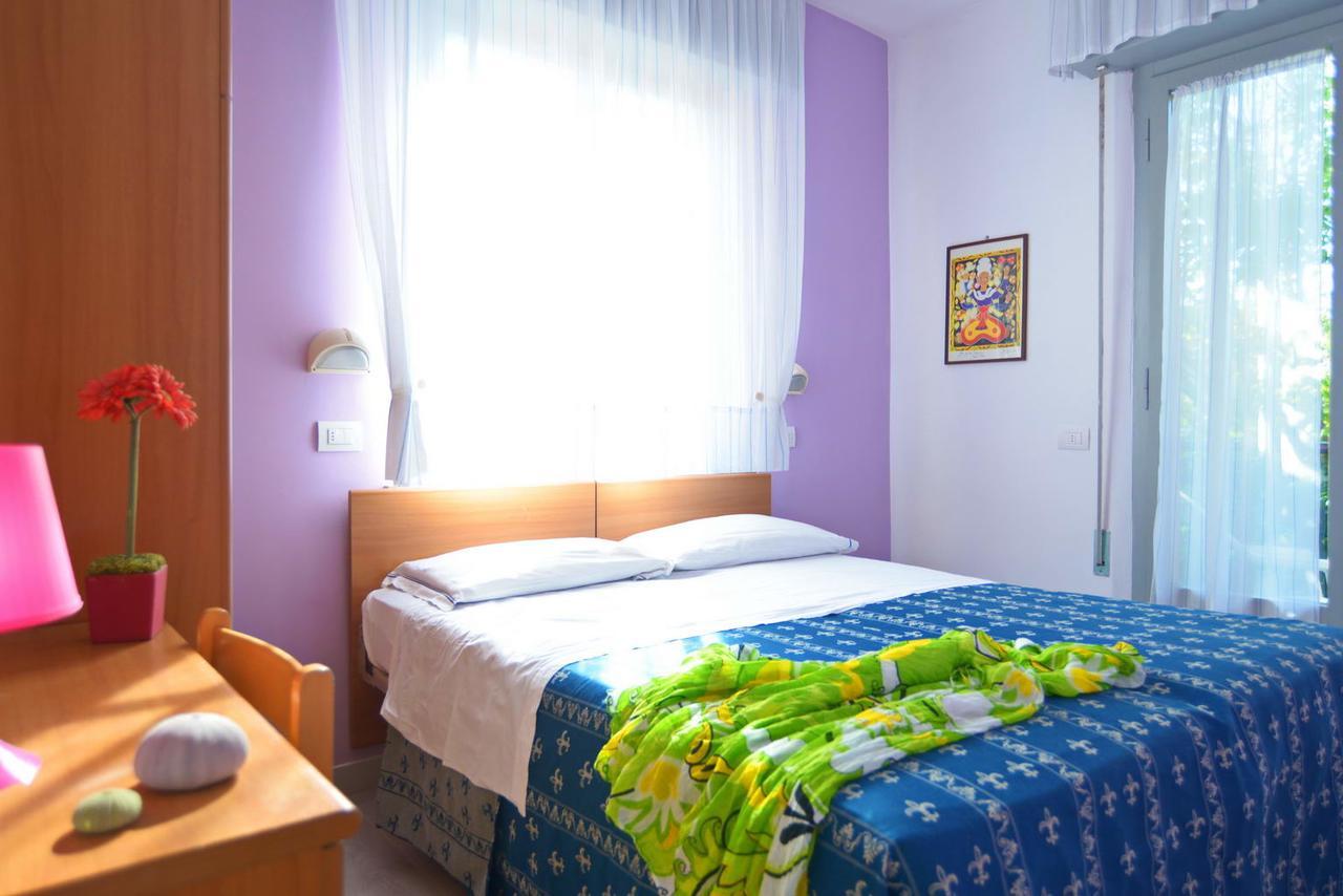 ריצ'יונה Hotel Iride Suite & Breakfast- Ideale Per Famiglie E Coppie מראה חיצוני תמונה